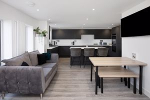 Photo 19- click for photo gallery